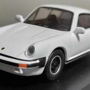 京商 ポルシェ911SC 1/64 ミニカー　サークルKサンクス