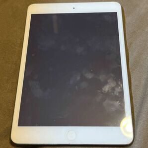 Apple iPad mini(第1世代)Wi-Fiモデル32GB ホワイト&シルバーMD532J/A ブルーライトカットシート付