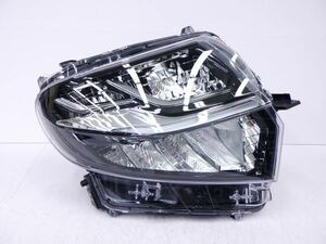 4100141♪ タントカスタム/シフォンカスタム♪ LA650/LA660 前期 右ライト LED KOITO 100-69075 TANTO CUSTOM/CHIFFON CUSTOM