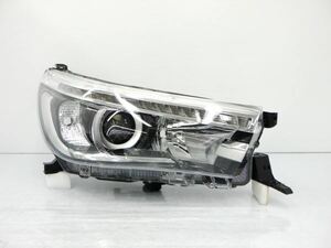 2070641♪ ハイラックス Z GUN125 前期 右ライト LED KOITO 0K-53 HILUX