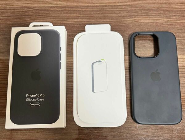 iPhone15pro Apple 正規品 ブラック シリコーンケース MagSafe