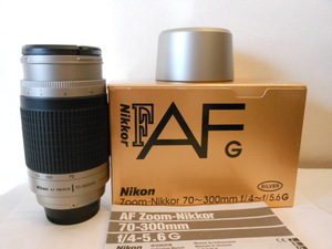 ☆希少極上美品級☆ ニコン AF 70-300mm F4-5.6　 Ｇ Ｎｉｋｏｎ 　即日発送　フード・元箱付