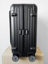 未使用 RIMOWA SALSA BOLERO リモワ サルサ ボレロ マットブラック 45L 4輪 スーツケース/ハイブリッド エッセンシャル スリーブ_画像4