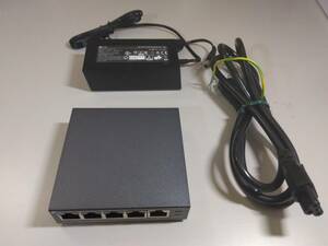 TP-Link TL-SG1005P 5ポート ギガビットデスクトップスイッチ(PoE対応ポート×4)