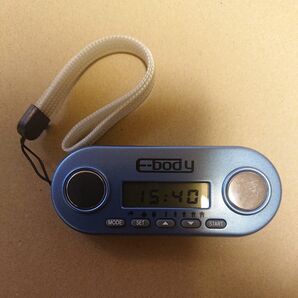 E-body BODY FAT ANALYZER MODEL Y-5001 実動品 アラーム 機能付き 時計機能付き 動作確認済み