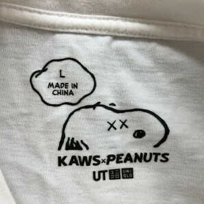 UT UNIQLO ユニクロ KAWS × PEANUTS メンズ ウッドストックワッペン付き 胸ポケット 半袖Tシャツ L 白の画像2