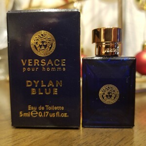 ヴェルサーチ ディランブル 5ml ミニ香水 VERSACE DYLAN BLUE