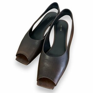  beautiful goods THE ROW The low leather open tu sling back low heel pumps 35 1/2 approximately 22.5cm Brown *