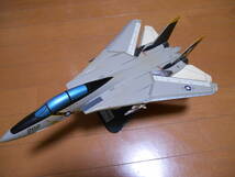 1/48 米海軍　F-14トムキャット 　ソリッドモデル　樹脂製？_画像1