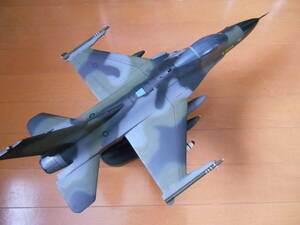 スケール不明　F-16 ソリッドモデル