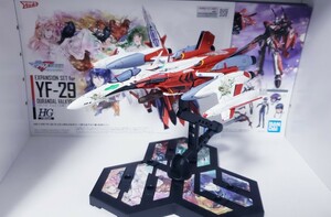  バンダイ スピリッツ プラモデル HG マクロスF YF-29 デュランダルバルキリー 早乙女アルト機 スーパーパック装備　塗装済　完成品