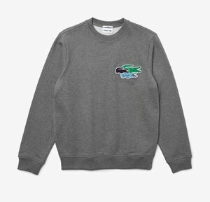 新品で半額以下！Mサイズ！　ラコステ LACOSTE マルチクロックエンブレムオーガニックコットンスウェットシャツ （グレー） 