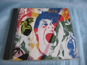 国内盤CD UFO STRANGERS IN THE NIGHT ライヴ CP28-1036 (※日本語解説有り。解説年経過からくる小さいシミ汚れあり。