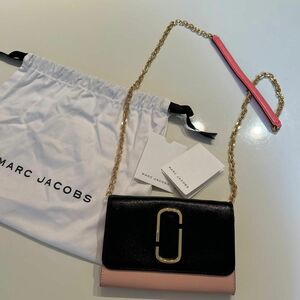 マークジェイコブス MARC JACOBS チェーンウォレット （レザー）