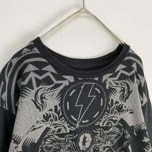 【長袖Ｔシャツ　総柄　AC/DC　黒　白　グレー　赤　古着】_画像7