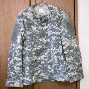 米軍実物　米軍放出品　ACU ジャケット　UCP 迷彩　 古着　ミリタリージャケット　デジタル迷彩