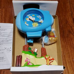 ディズニープーさんの振り子時計（非売品）とDisney MICKEY Clock(非売品)のセット