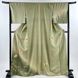 付下げ 身丈167cm 裄丈66.5cm M 袷 扇面 草花 金彩 ラメ彩 鶯色 正絹 秀品 【中古】