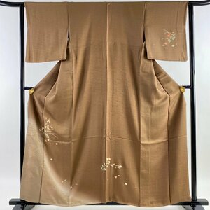 付下げ 身丈160.5cm 裄丈62.5cm S 袷 秋草 松葉 金彩 ぼかし 茶色 正絹 秀品 【中古】