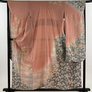 振袖 身丈156cm 裄丈65cm M 袷 やまと 桜 花びら 箔 金彩 ピンク 正絹 名品 【中古】