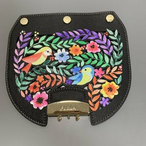 １円〜 FURLA フルラ メトロポリス 着せ替え用 フラップ 黒 鳥 レザー C1686の画像1