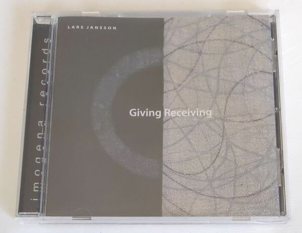 ラーシュ・ヤンソン Giving Receiving 　スエーデンのジャズトリオ　サイン入りCD