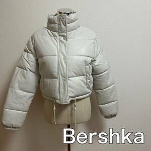 送料無料 匿名配送 Bershka ショート丈ジャケット アウター ベルシュカ