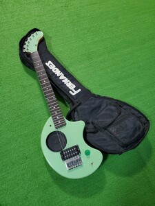 FERNANDES フェルナンデス エレキギター ZO-3 ぞうさん 弦楽器 ミニエレキ ミントグリーン ギター ソフトケースあり ゾウさん