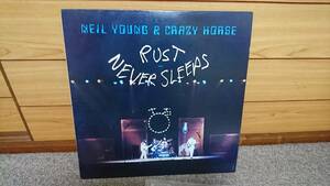 日本盤レコード　NEIL YOUNG & CRAZY HORSE RUST NEVER SLEEPS　/　ニール・ヤング　ラストネバースリープ　１２inch　