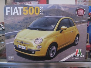 Обратное решение ★ n -home Sounds Sales Italeri 1/24 ☆ Fiat500 2007 Новая модель Cink Plastic ☆