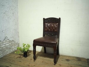 タE0539◆イギリスアンティーク◆クラシックなデザインの古い木製チェア◆英国家具 レザー 革 イギリス 椅子 イス インテリア レトロM笹2