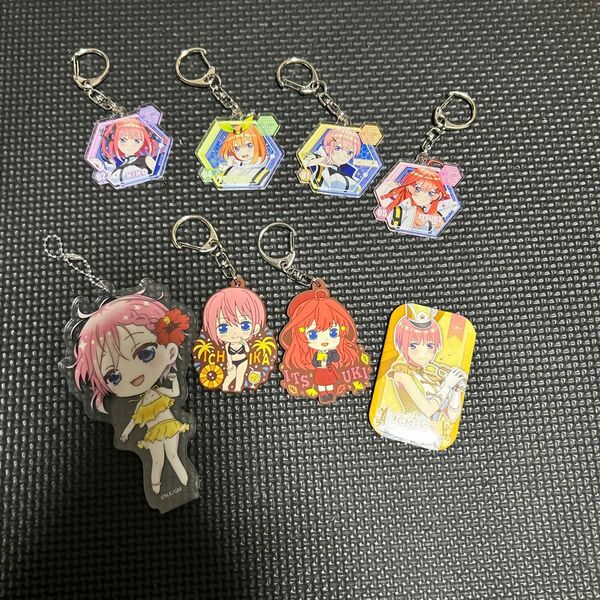 五等分の花嫁 アクリルキーホルダー ラバーストラップ 缶バッジ 