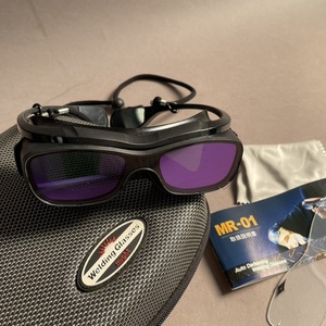 MS710 マイト工業 液晶式 溶接遮光メガネ Welding Glasses MR-01 ケース・取説・取替用レンズ付 (検)TIG 半自動 アーク グラス プロ 工業