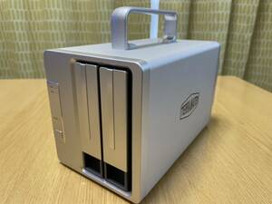 TerraMaster TD2 Thunderbolt3 ストレージケース　8TB HDD 2台付き