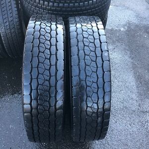 ブリヂストン225/90R17.5 M800 中古ミックス 2本:12000円