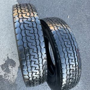 ブリヂストン 205/85R16 M812 中古タイヤ　2本セット:9500円