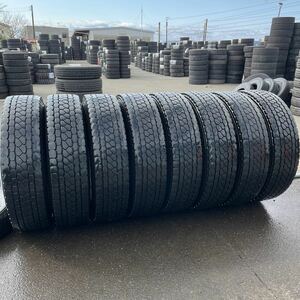 11R22.5 BRIDGESTONE, M801 中古　 激安美品　8本セット：83000円