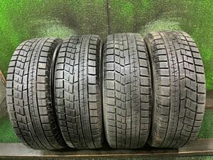 21年製　ヨコハマ　アイスガードIG60　215/60R16　4本　スタッドレスタイヤ　溝あり　8.2ｍｍ以上　イボあり