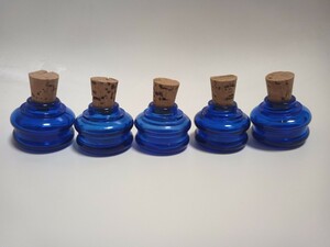 青ガラス　小瓶 レトロ アンティーク コルク