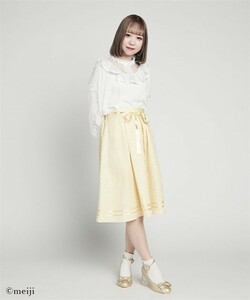 【送料無料・匿名配送】新品タグ付き axes femme アクシーズファム 明治チョコレートスカート クリーム Mサイズ ホワイトチョコ ラス1