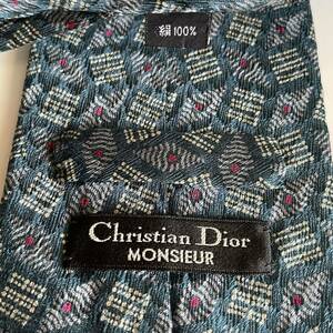 Christian Dior(クリスチャンディオール) 緑四角赤点ネクタイ