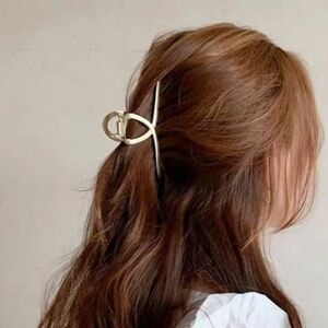 シンプルバンズクリップ　ヘアアクセサリー まとめ髪 韓国