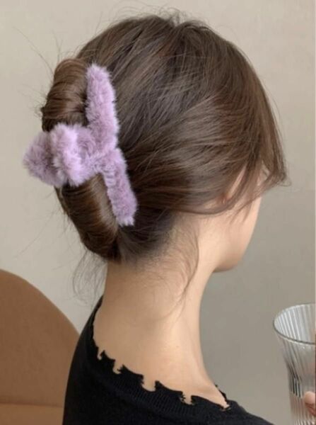 ふわふわファーヘアクリップ 秋冬 ヘアアクセサリー　