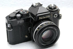 Nikon ニコン 昔の高級一眼レフカメラ FE2ボディ + 純正50mm薄型高級レンズ1:1.8付 希少品