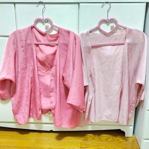 ピンク羽織物２枚セットまとめ売り　サテン　ルームウェア　カーディガン　上着　部屋着　カットソー　トップス　ガウン