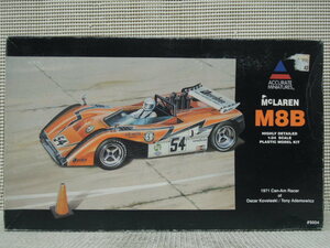 ACCURATE 1/24 McLAREN M8B