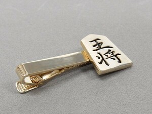 ネクタイピン　将棋の駒　王将　ゴールドメタル　メール便可　タイバー　ACC121-2505