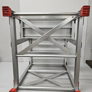 TRUSCO(トラスコ) アルミ合金製作業台 作業用踏台 アルミ製・縞板タイプ 天板寸法500×400×H600 最大使用質量150kg TSFC-256の画像6