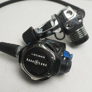 USED AQUALUNG アクアラング LEGEND レジェンド レギュレター メッシュホース 動作確認済 ダイビング用品[1D-57957]の画像1