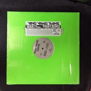 D02 中古LP 中古レコード　YING YANG TWINS shake feat. PITBULL US盤　TV 2532-0　シールド、ハイプシール有り